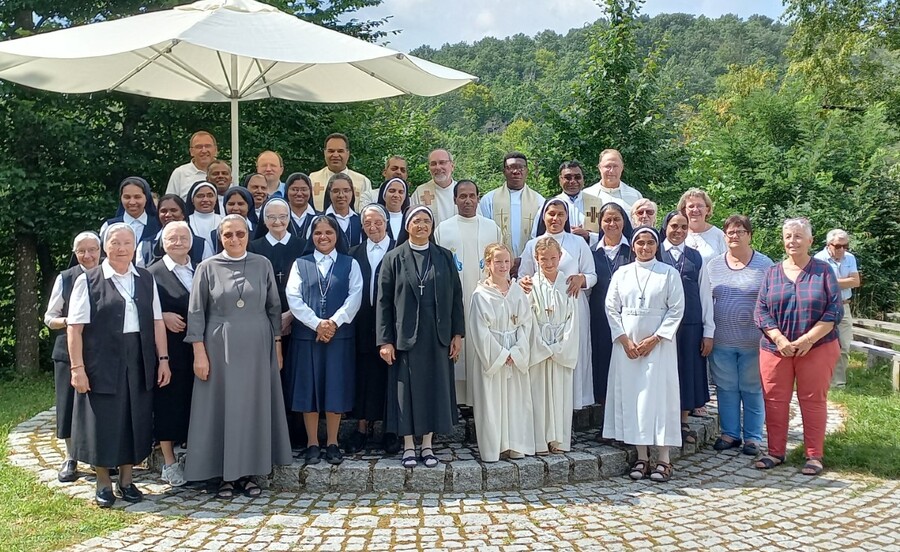 P. Lorenz Voith dankte den über 140 Mitgliedern in den Frauen- und Ordensgemeinschaften, Säkularinstituten und religiösen Vereinigungen im Burgenland.