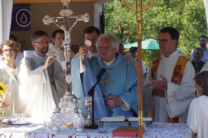 P. Johannes Pausch stand dem Gottesdienst zum Gründungsjubiläum vor.