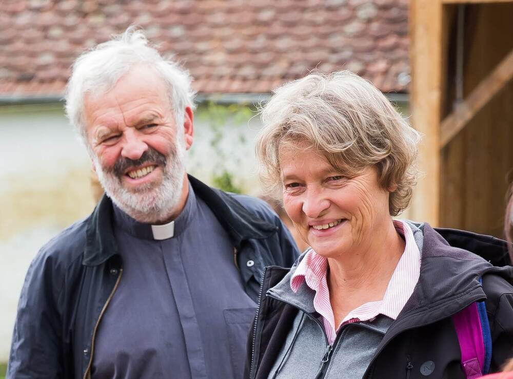Ruth Zenkert und Pater Georg Sporschill gründeten 2012 den Verein ELIJAH.
