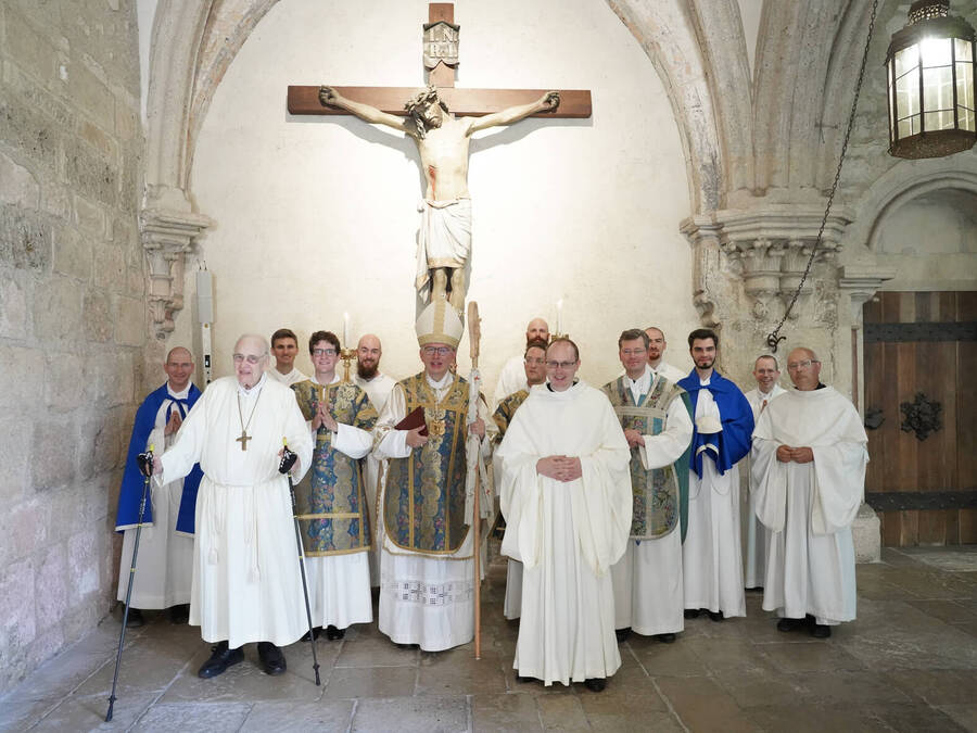 P. Guerricus Simon Karl legte am 15. August 2024 seine Feierliche Profess im Stift Heiligenkreuz in die Hände von Abt Maximilian Heim ab.