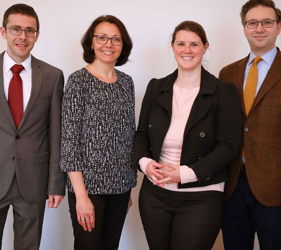 Redaktionsteam im Jahr 2019, von links nach rechts: Gerald Hirtner, Karin Mayer, Irene Kubiska-Scharl, Maximilian Alexander Trofaier © ÖOK / © ÖOK